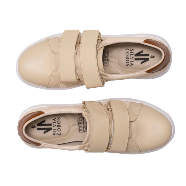 Silvia Cobos Bianca Sneakers Beige