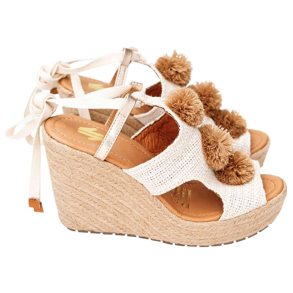 Silvia Cobos Carioca Espadrille PomPom Beige - Pal Negocio