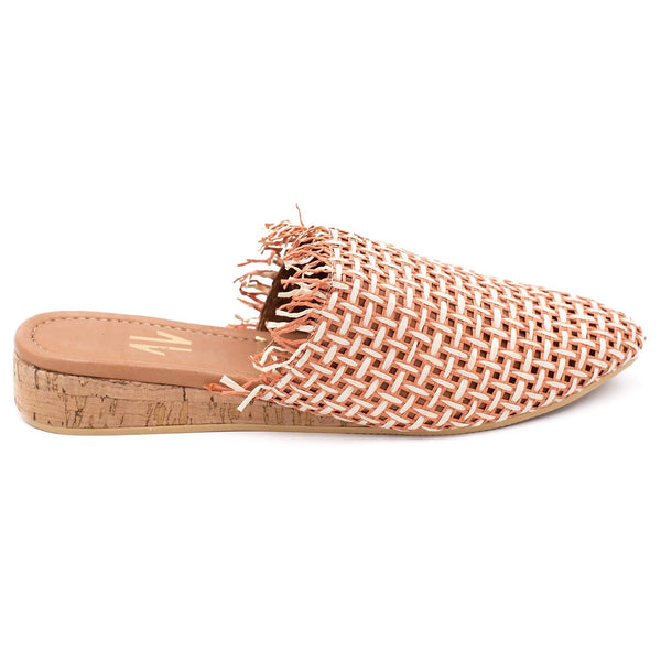 Silvia Cobos Lorica Flat Mules Beige - Pal Negocio